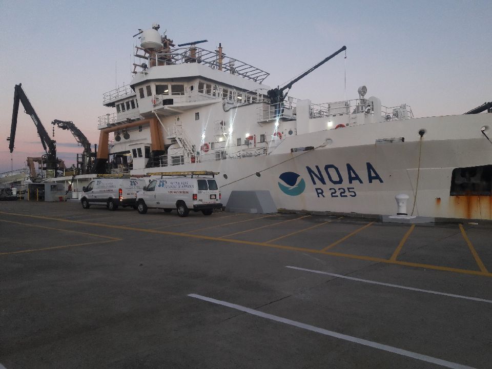 NOAAS Bigelow, Newport Naval Station NOAAS-Bigelow.jpg